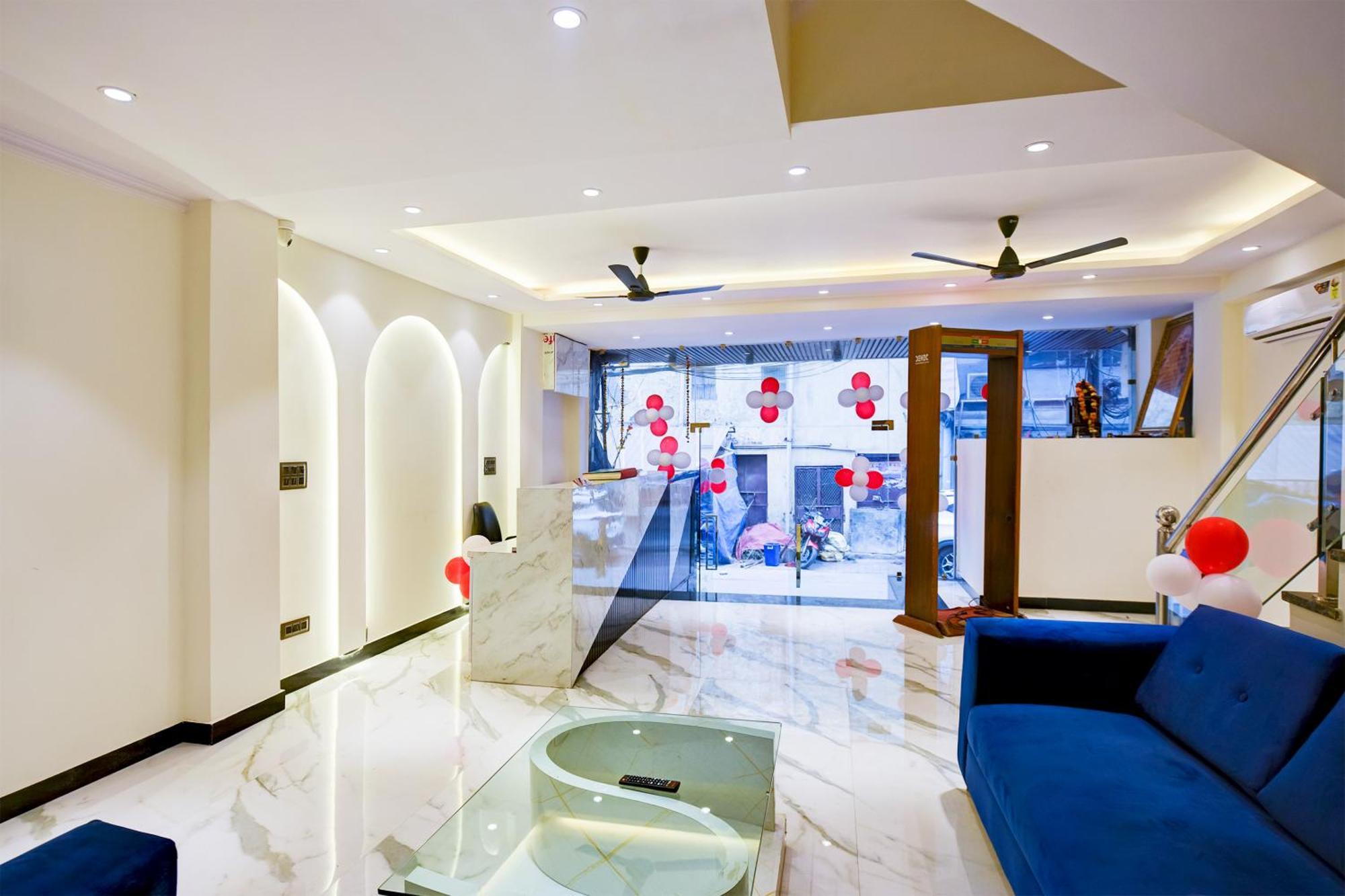 Hotel Surya Plaza New Delhi Exterior photo
